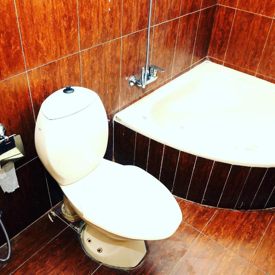 Hotel New Mid City 물탄 외부 사진